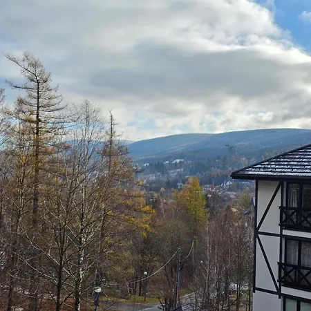 Rebergen W Kompleksie Piano Lejlighed