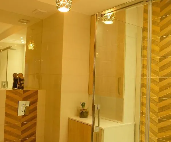 아파트 Rebergen W Kompleksie Piano